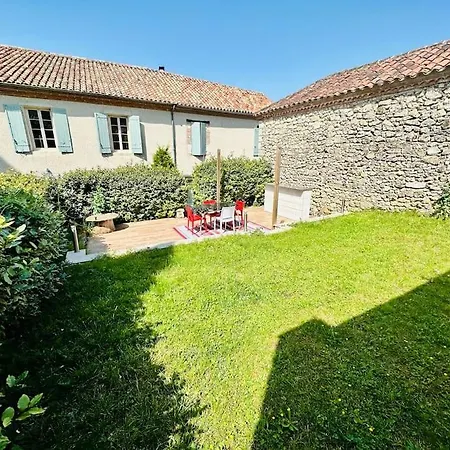 Maison En Pierre 424 M² Holiday home